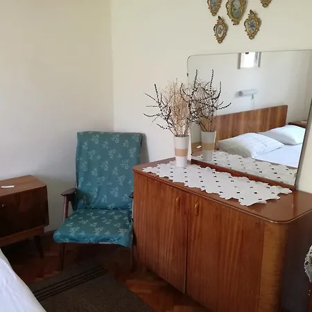 Casa de hóspedes M *